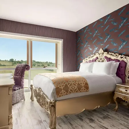 Wyndham Отель 5*