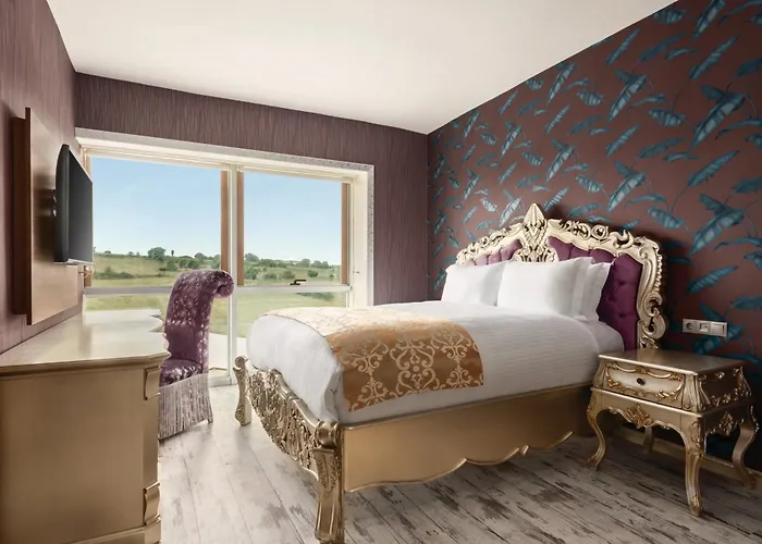 Wyndham Szálloda 5*